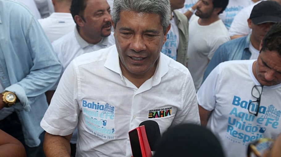 Jerônimo participa pela 1ª vez da Festa do Bonfim como governador da Bahia