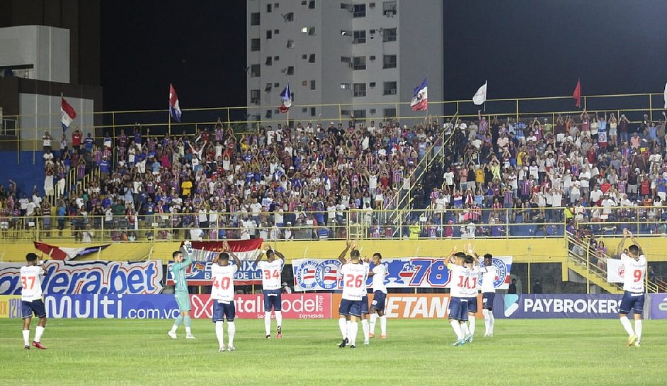De virada, Bahia vence o Barcelona por 2 a 1 pelo Baianão