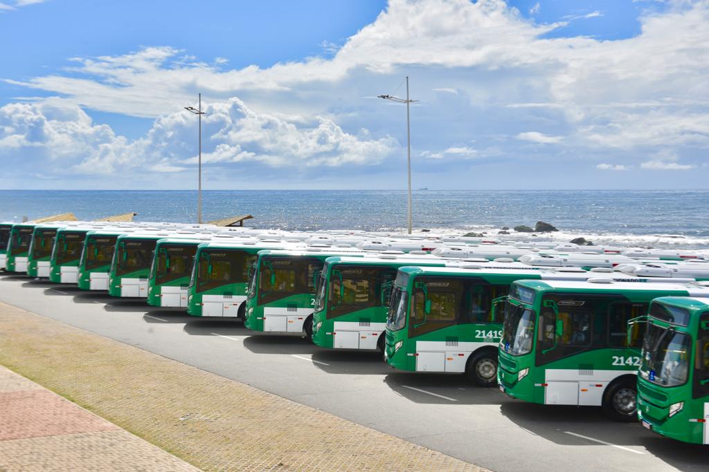 Frota de Salvador ganha mais 39 ônibus climatizados e com acessibilidade