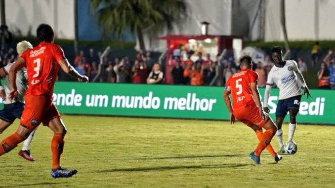 Bahia vence o Camboriú-SC por 1 a 0 e avança na Copa do Brasil