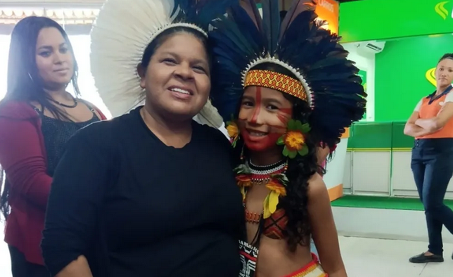 Ministra dos Povos Indígenas visita áreas de conflito no Extremo Sul da Bahia