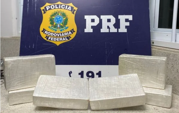 PRF apreende cocaína que seria vendida no São João de Senhor do Bonfim