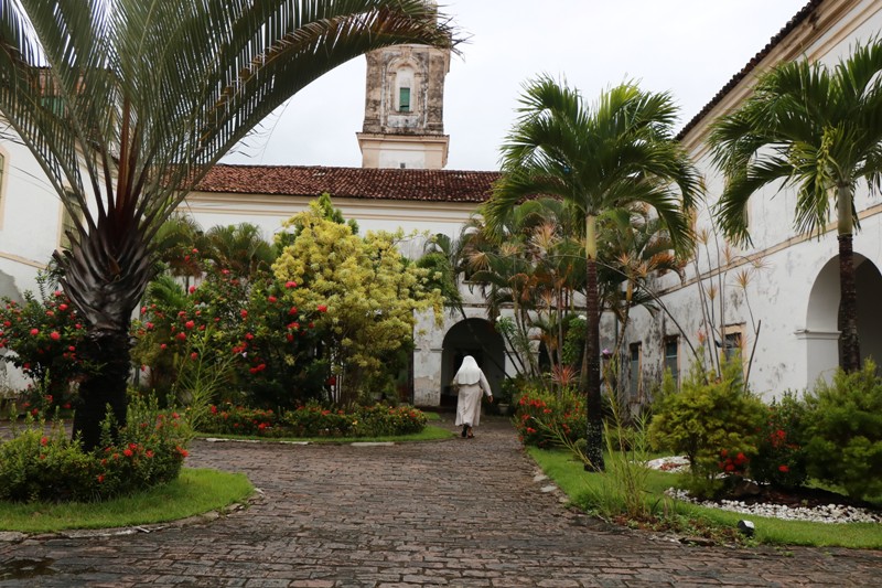 Jornalista José Raimundo pede ajuda para o Convento do Desterro em Salvador