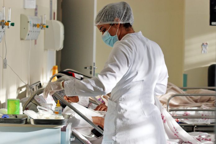 Ministério da Saúde amplia recursos da Bahia em 9% para pagar piso da enfermagem