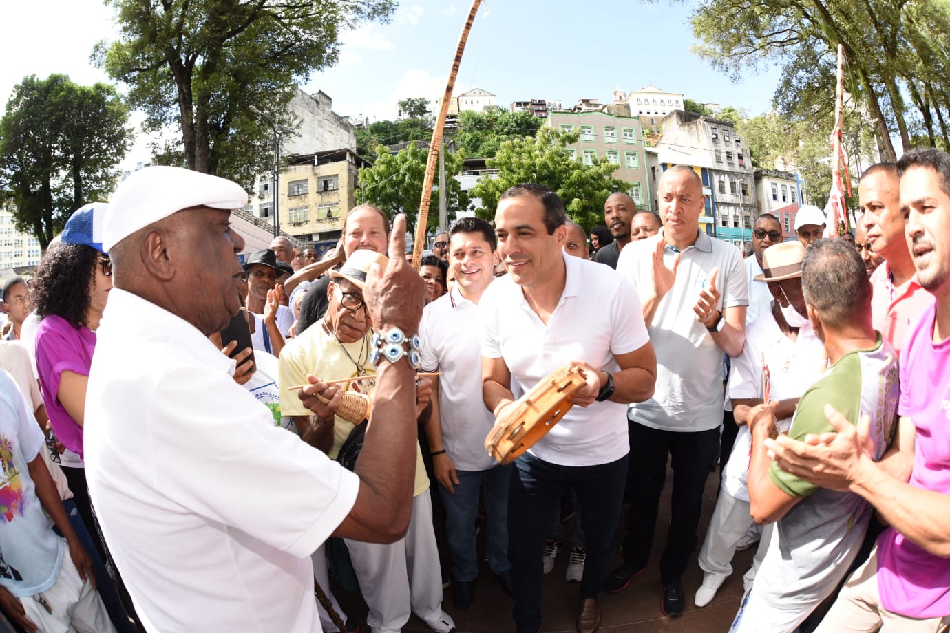 Prefeitura de Salvador inicia construção de arena dedicada à capoeira no Comércio
