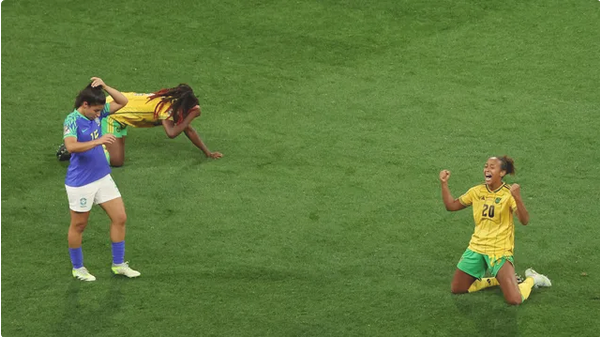 Seleção Feminina empata em 0 a 0 com a Jamaica e está fora da Copa