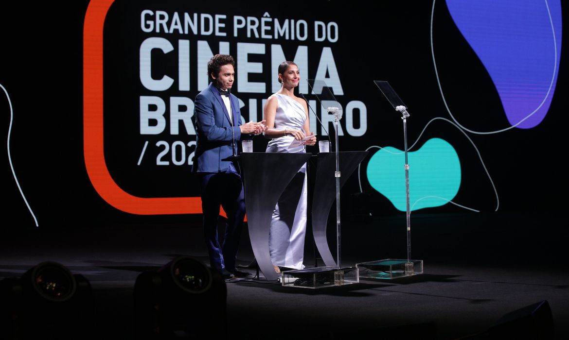 Câmara recria cota para filmes brasileiros no cinema