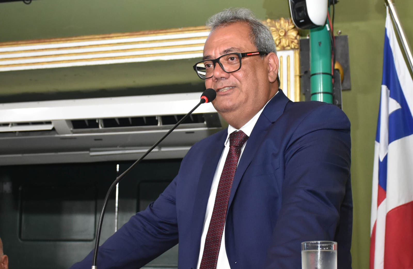 “Câmara de Salvador retorna trabalhos no plenário no próximo dia 2”, diz Carlos Muniz