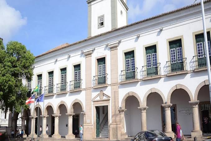 Câmara de Salvador instala 13 Comissões Permanentes