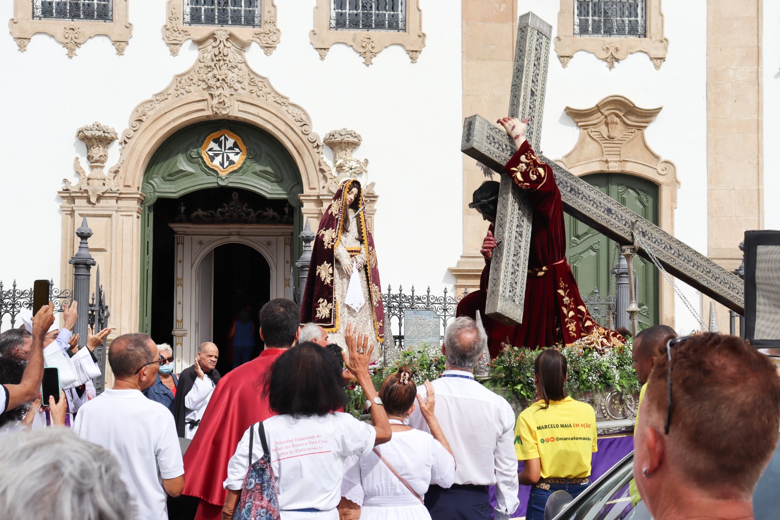Igreja da Ajuda realiza tradicional Procissão do Encontro em Salvador