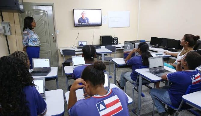 Com redução de quase 18%, Bahia tem a menor taxa de analfabetismo do Nordeste