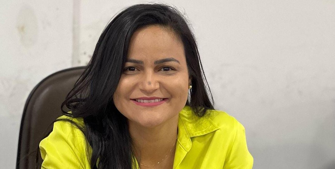 Débora Régis será confirmada como candidata a prefeita de Lauro neste sábado