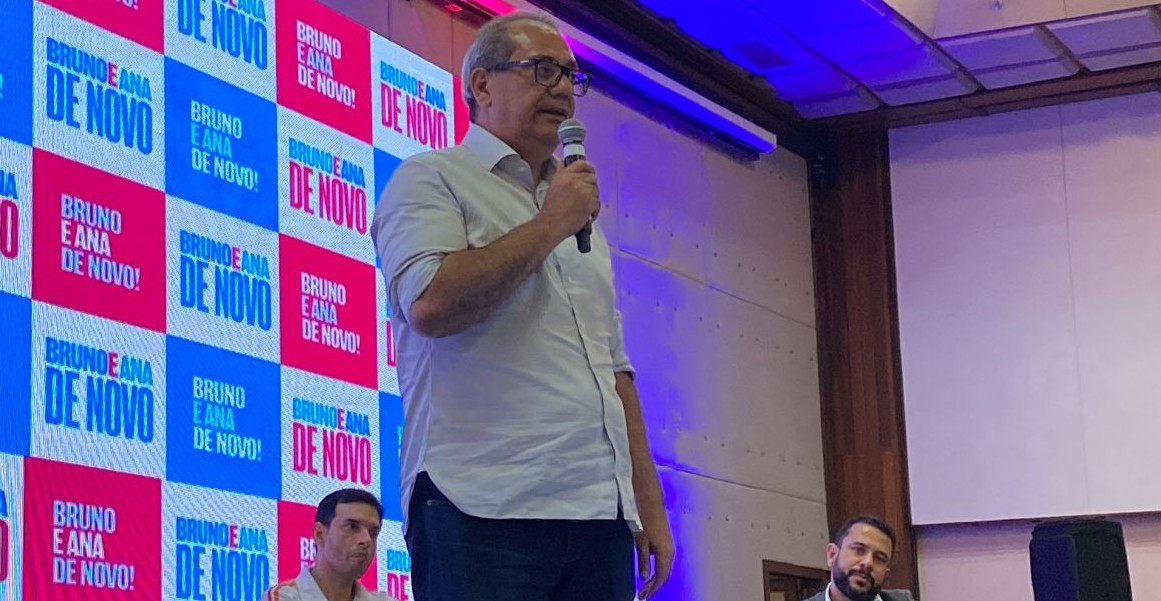 “Assim como eu cheguei à Câmara, vocês também podem”, diz Carlos Muniz a pré-candidatos a vereador