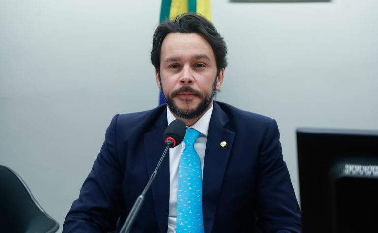 Mário Júnior avalia ‘novo princípio fiscal’ com aprovação do projeto sobre arbitragem em questões tributárias e aduaneiras