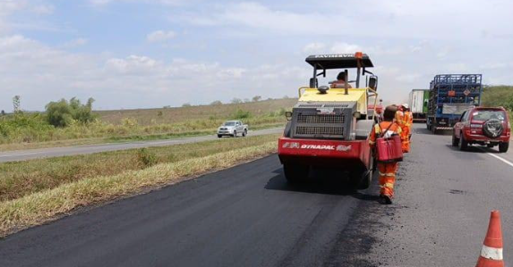 Viabahia realiza fresagem e recomposição de pavimento na BR-324 nesta semana