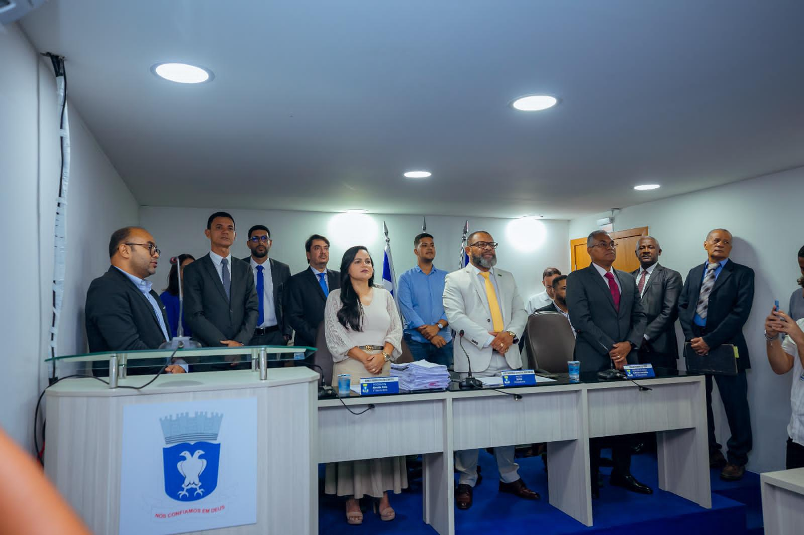 Débora participa da cerimônia de abertura dos trabalhos legislativos em Lauro de Freitas