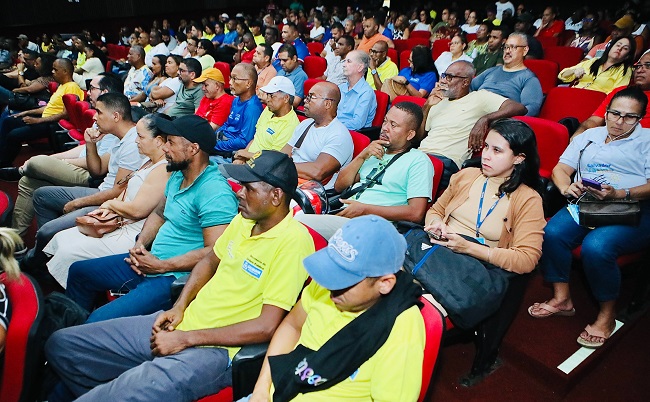 Prefeitura de Salvador capacita servidores para atendimento humanizado no Carnaval