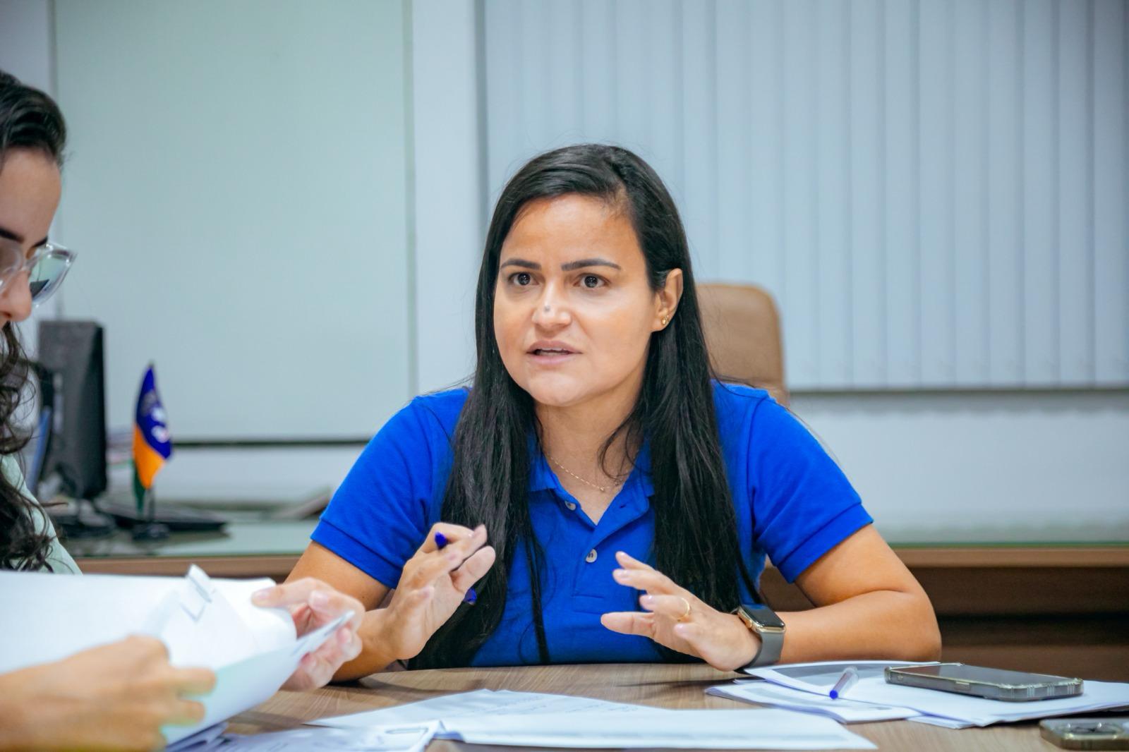 Débora dialoga com secretariado de Lauro para fortalecer a administração municipal