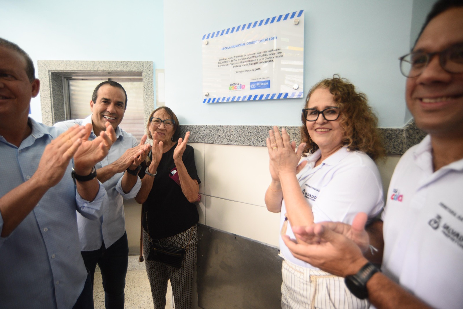 Prefeitura de Salvador reconstrói escola municipal em São Caetano com salas climatizadas