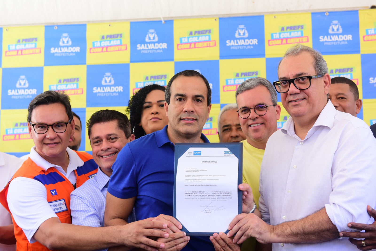 Bruno Reis autoriza obra de contenção de encosta e inaugura drenagem e campo com grama sintética em Saramandaia