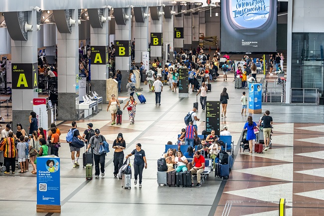 Aeroporto de Salvador bate recorde de passageiros internacionais no Carnaval