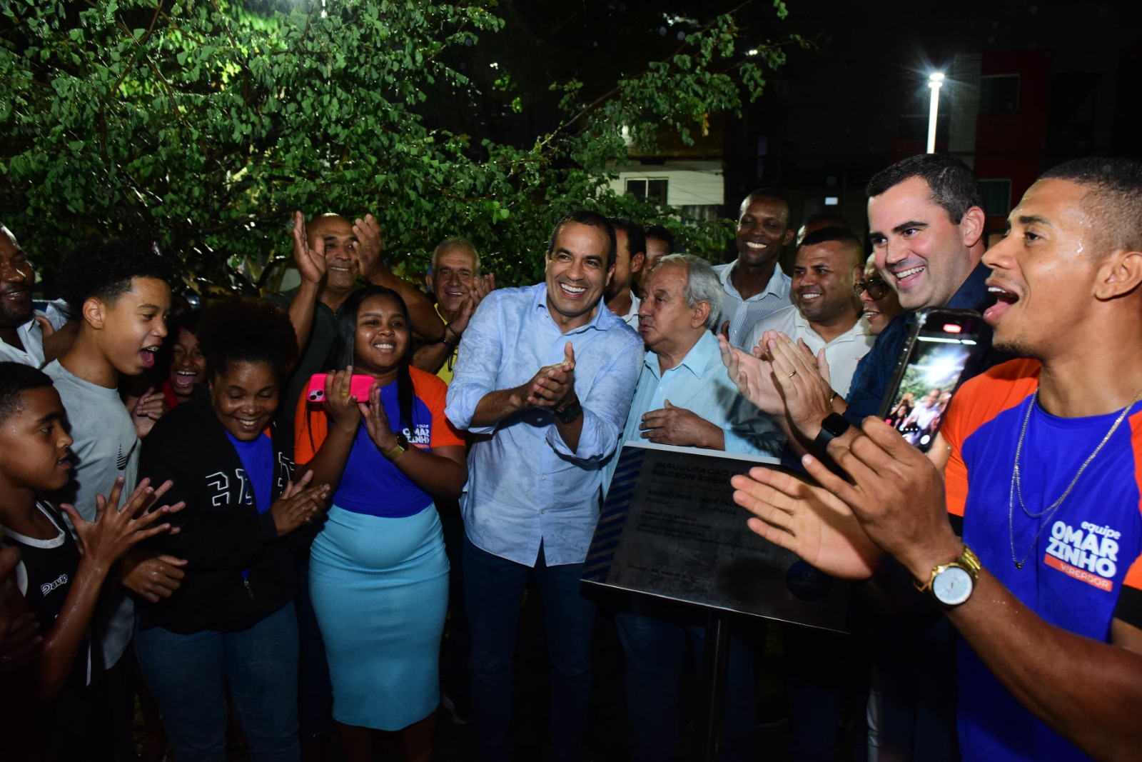 Bruno Reis entrega praça na região de Pirajá e vai inaugurar 40 novos equipamentos nas próximas semanas