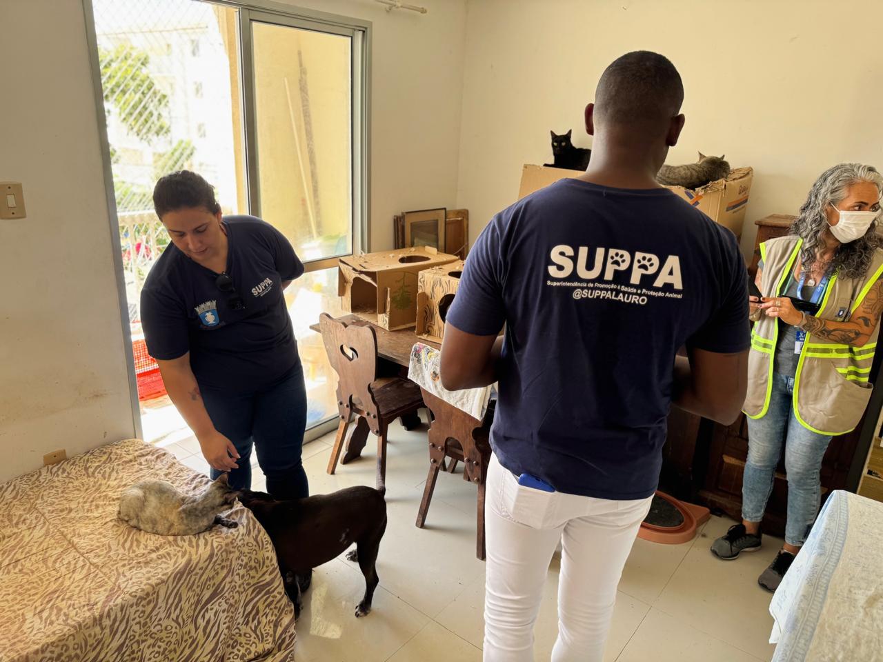 Prefeitura de Lauro fiscaliza cuidados aos animais em Buraquinho