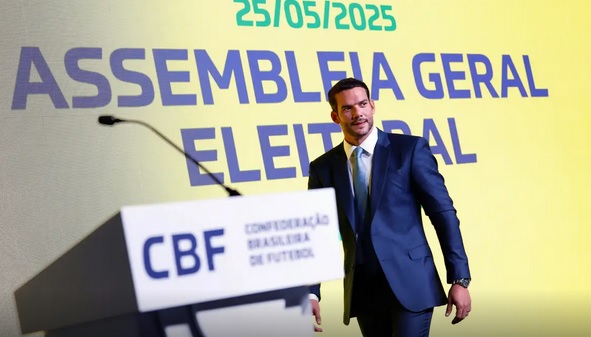 Candidato único, Samir Xaud é eleito presidente da CBF
