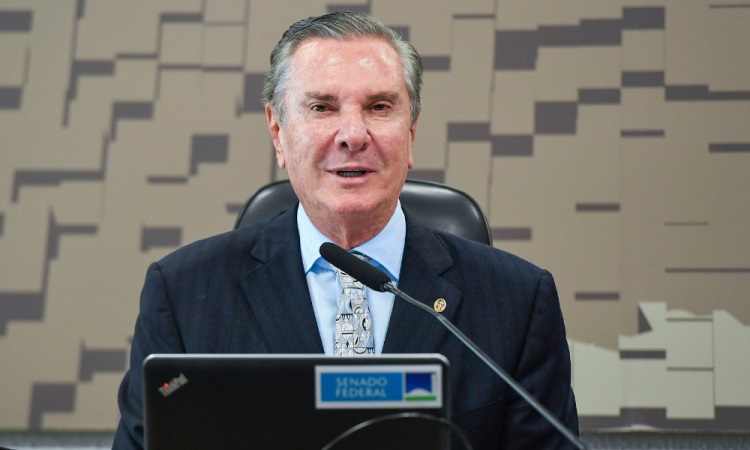 STF concede prisão domiciliar humanitária ao ex-presidente Fernando Collor