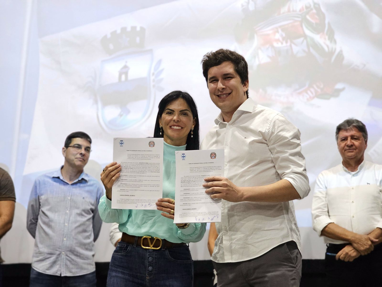 Morro do Chapéu (BA) e Areal (RJ) assinam termo de cooperação para desenvolvimento do enoturismo