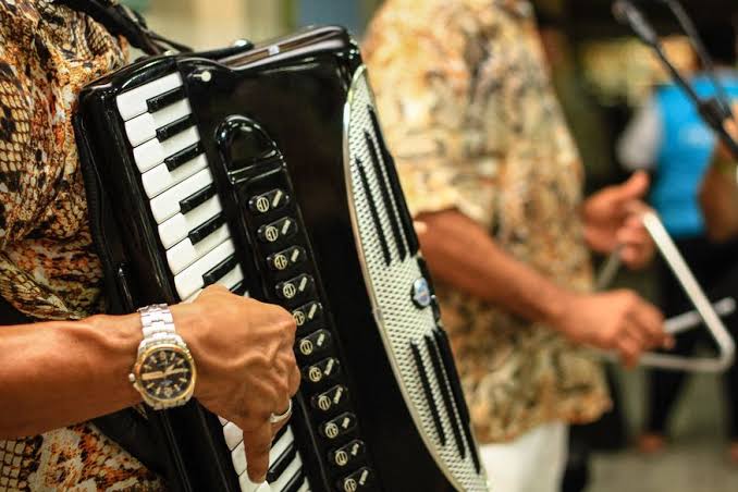 Forró da Praça André Rebouças anima a Cidade Baixa com tradição e cultura junina