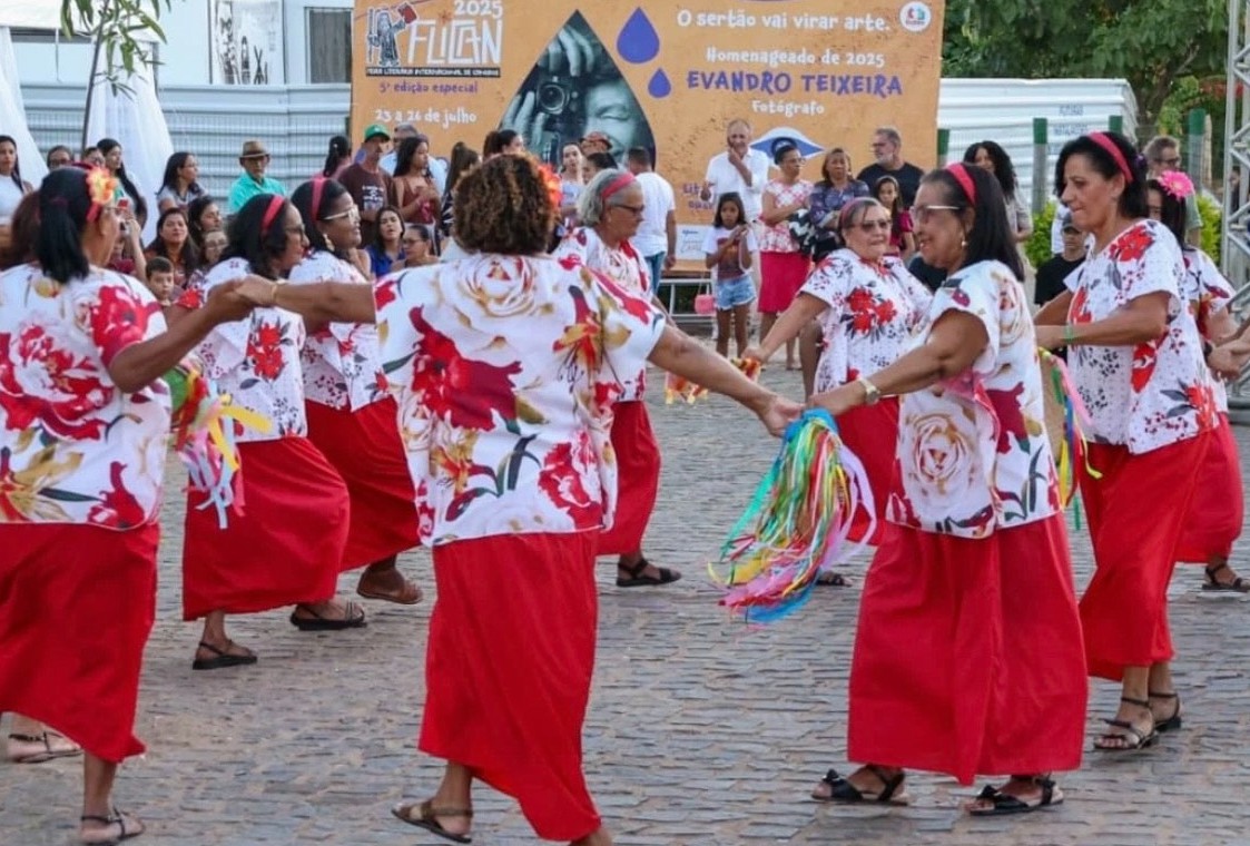 Cultura sertaneja e religiosidade movimentam o turismo no interior da Bahia