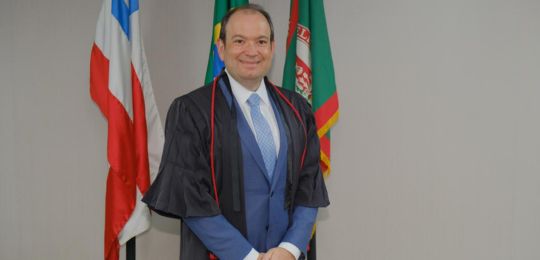 Vice-presidente do TRE-BA, Maurício Kertzman debate violência política de gênero em Portugal