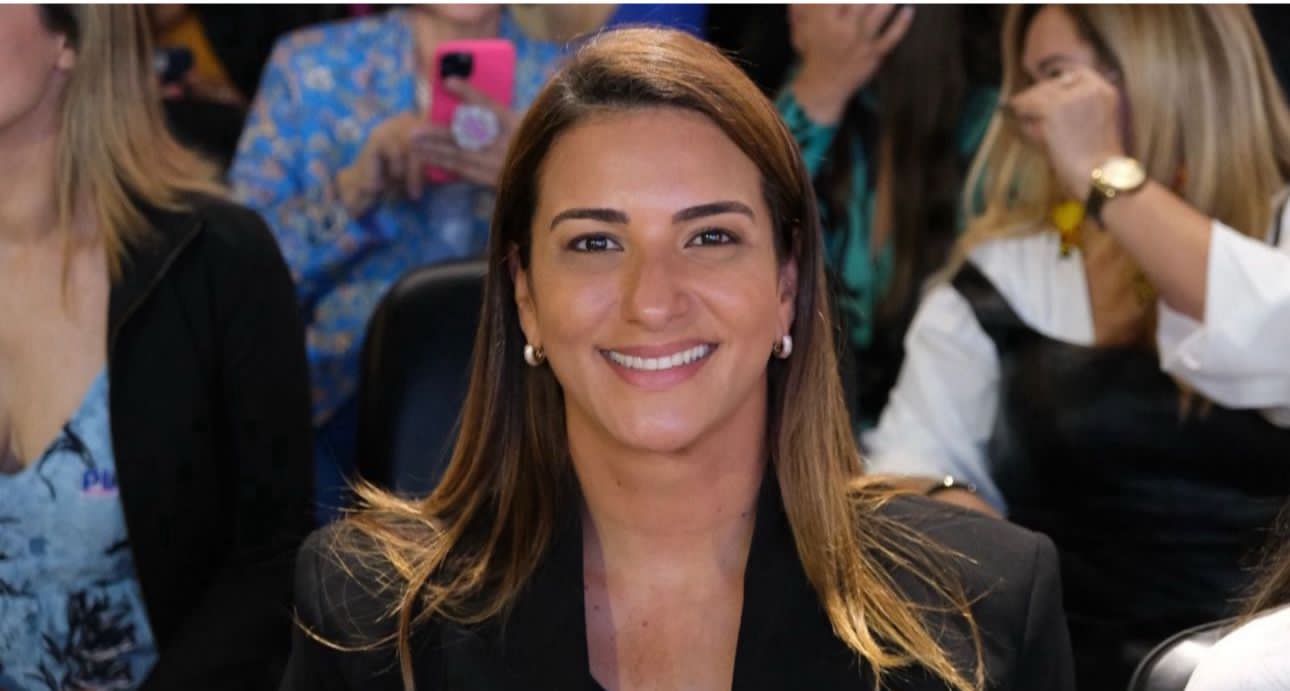 Deputada Roberta Roma denuncia ao MP-BA agressão a caminhoneira em protesto indígena