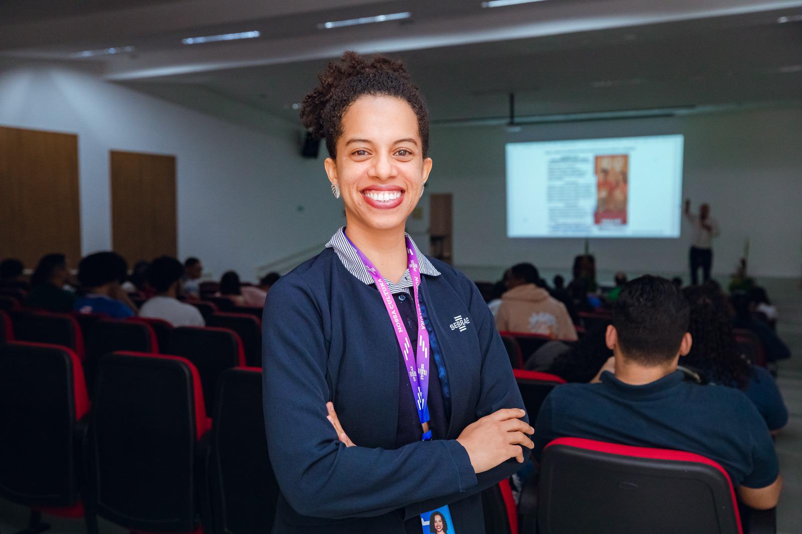 Feira em Lauro de Freitas conecta jovens ao mercado de trabalho e ao empreendedorismo