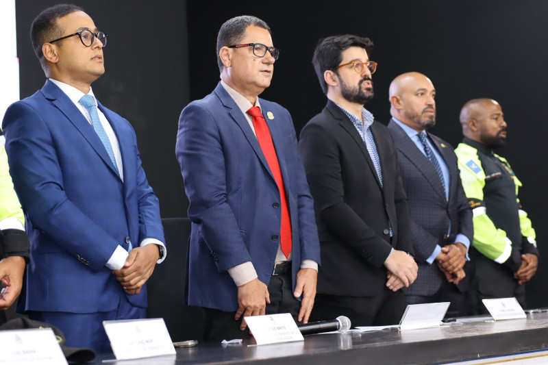 Sessão Especial da Câmara de Salvador celebra Dia do Agente de Trânsito