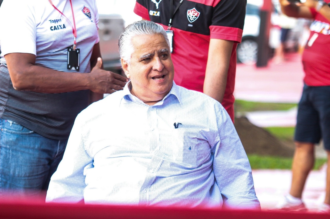 Carlos Muniz lamenta o falecimento do ex-vereador Agenor Gordilho