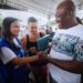 Mesmo com chuva, população busca atendimento do Lauro Fila Zero em Areia Branca