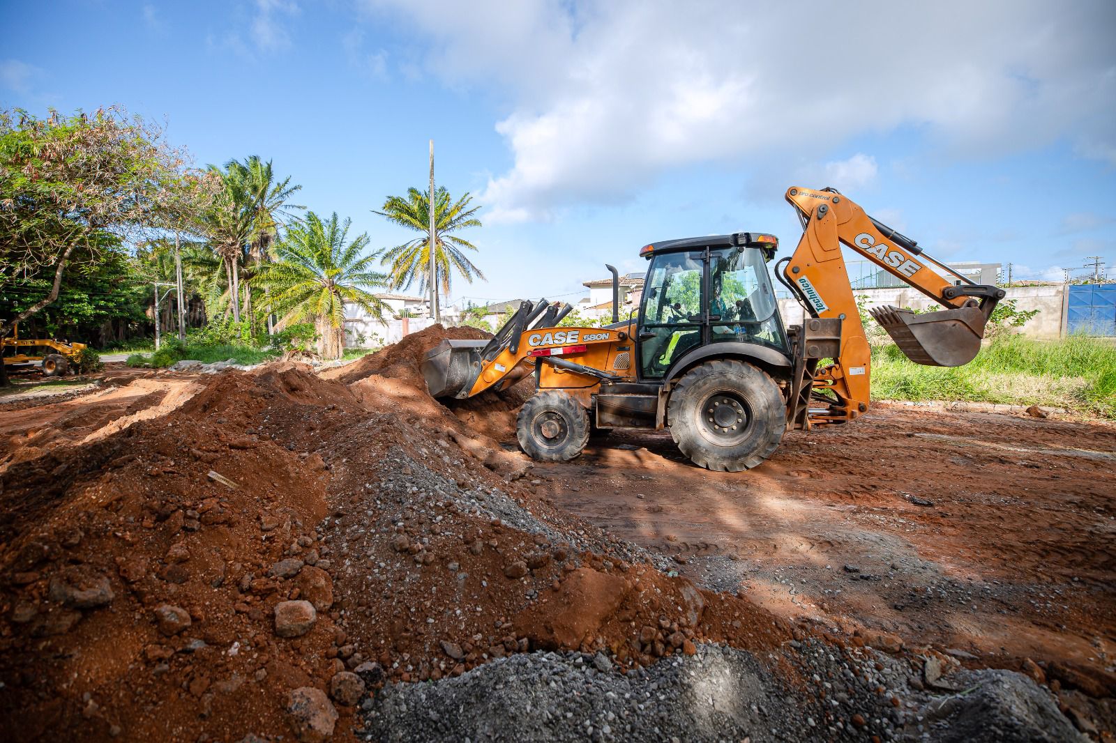 Pavimenta Lauro leva mais infraestrutura e mobilidade a Buraquinho