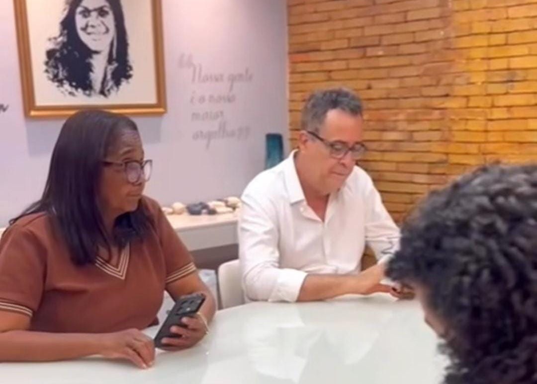 Eliana Gonzaga participa de reunião na UPB sobre o Plano de Educação Antirracista de Cachoeira