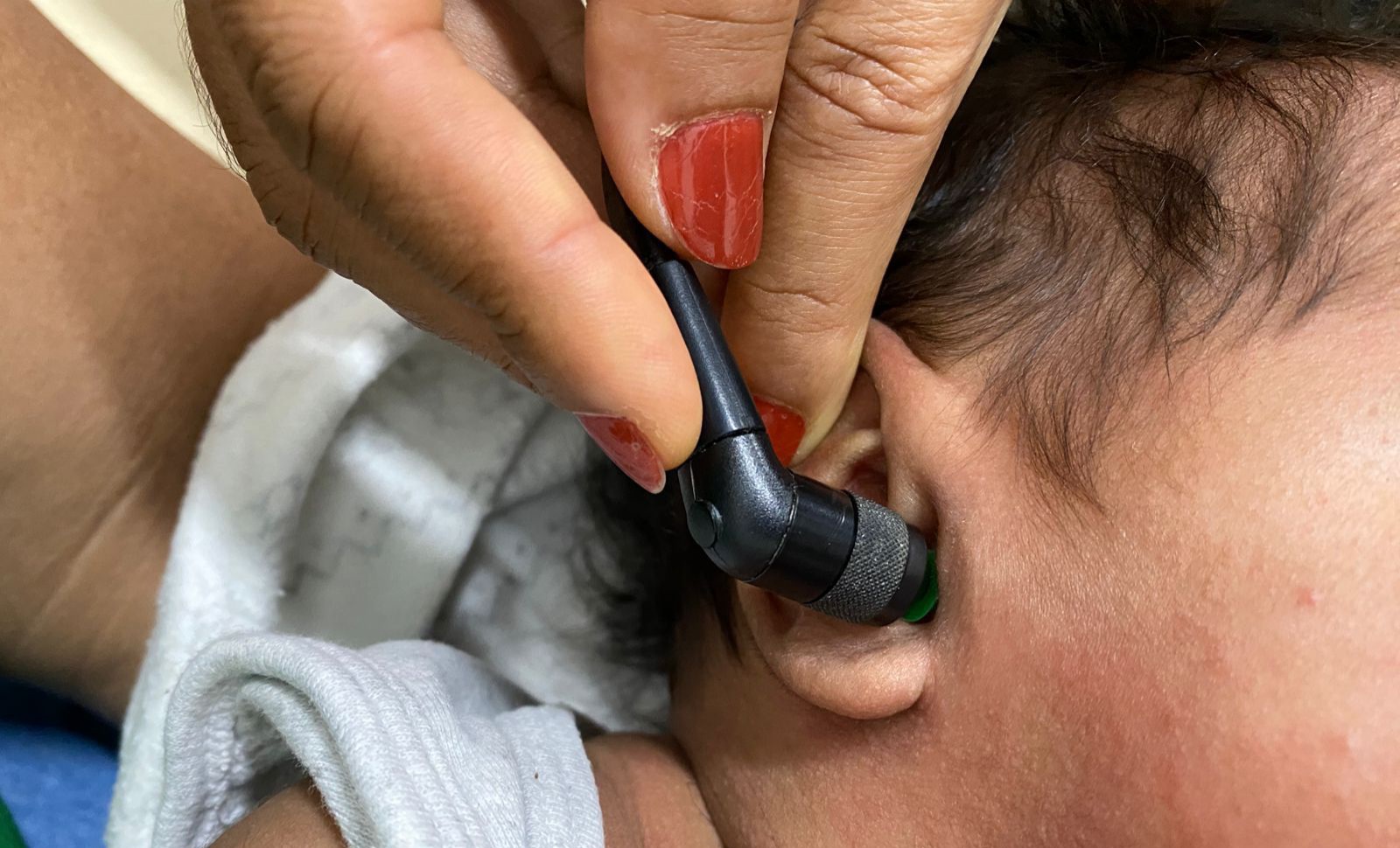 Lauro retoma avaliações preliminares do “Teste da Orelhinha”