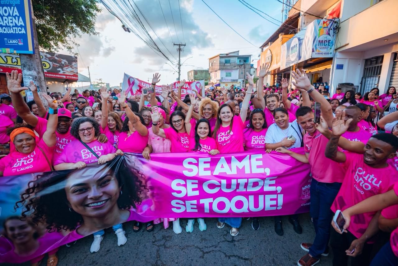Grande Caminhada do Outubro Rosa encerra mês de conscientização sobre o câncer de mama em Lauro