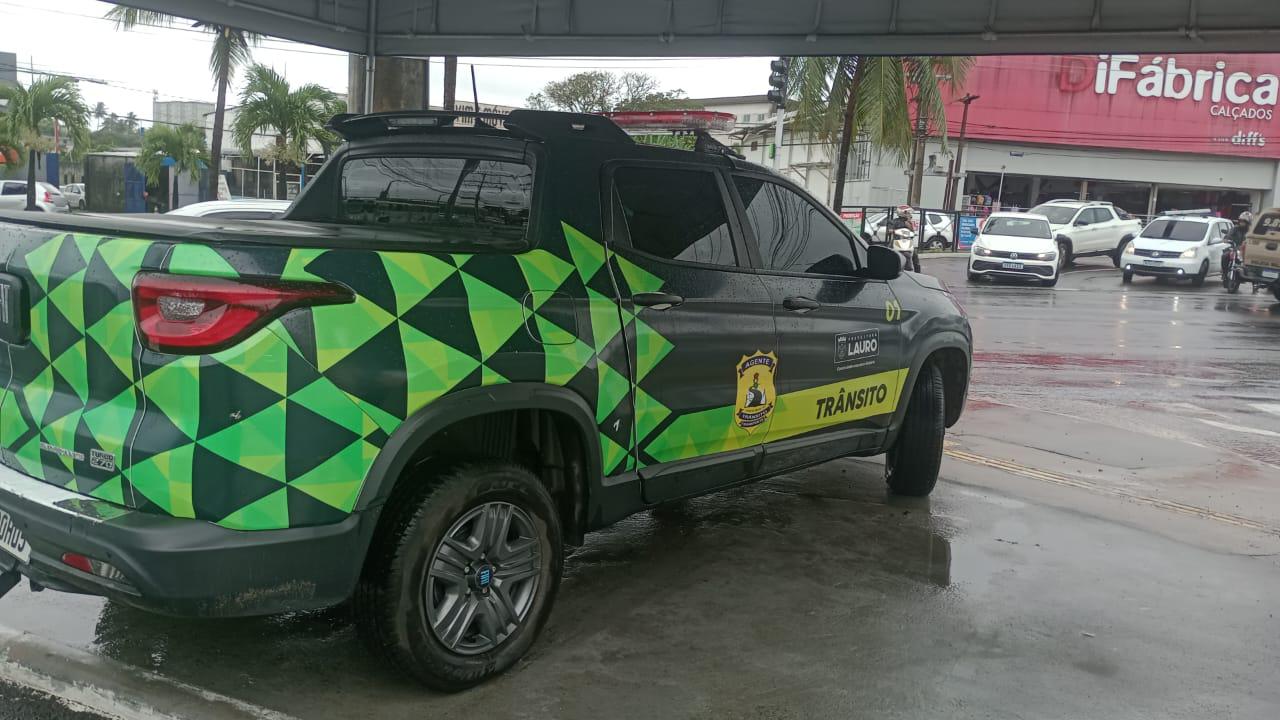 Prefeitura de Lauro de Freitas reforça alerta no trânsito durante frente fria