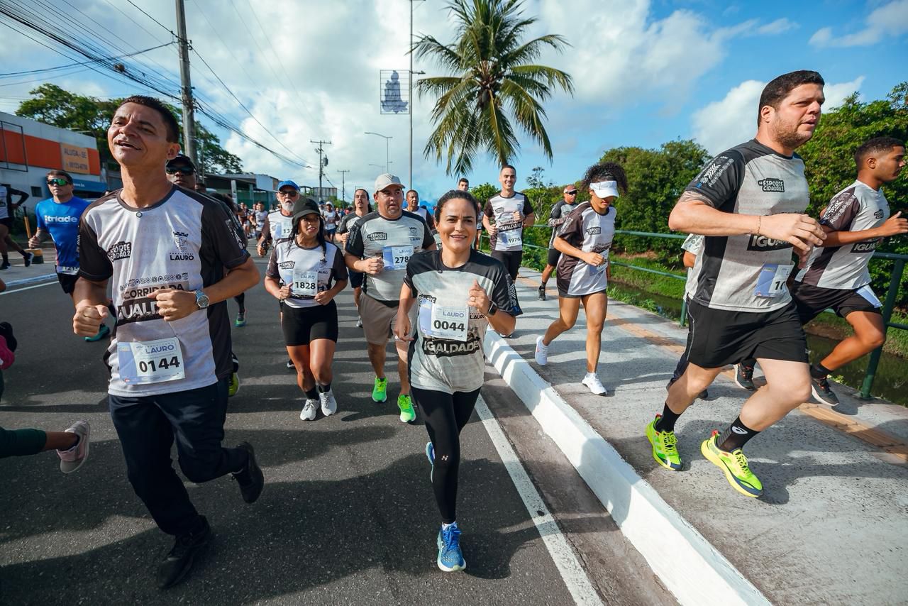 Corrida da Igualdade marca o encerramento do Novembro Negro em Lauro de Freitas