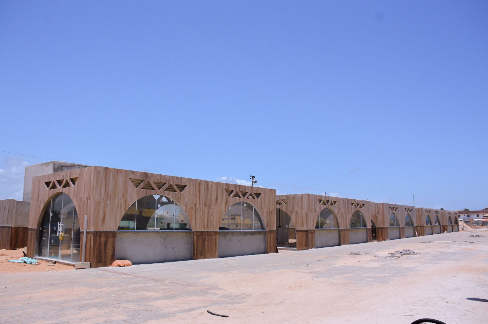 Prefeitura de Lauro avança na requalificação da nova orla de Ipitanga