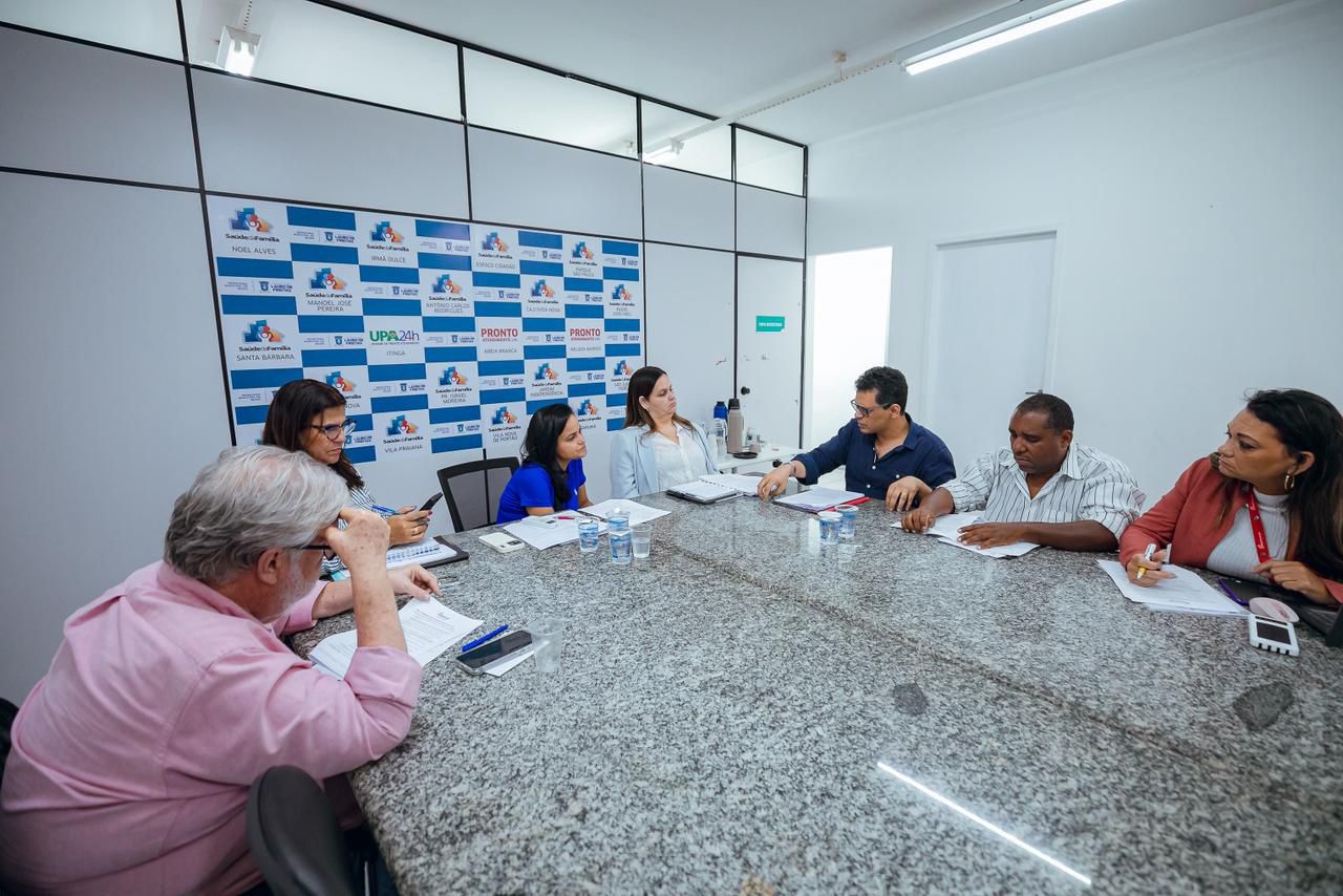 Prefeita reforça compromisso com servidores de Lauro em reunião com o ASSEPMULFEBA