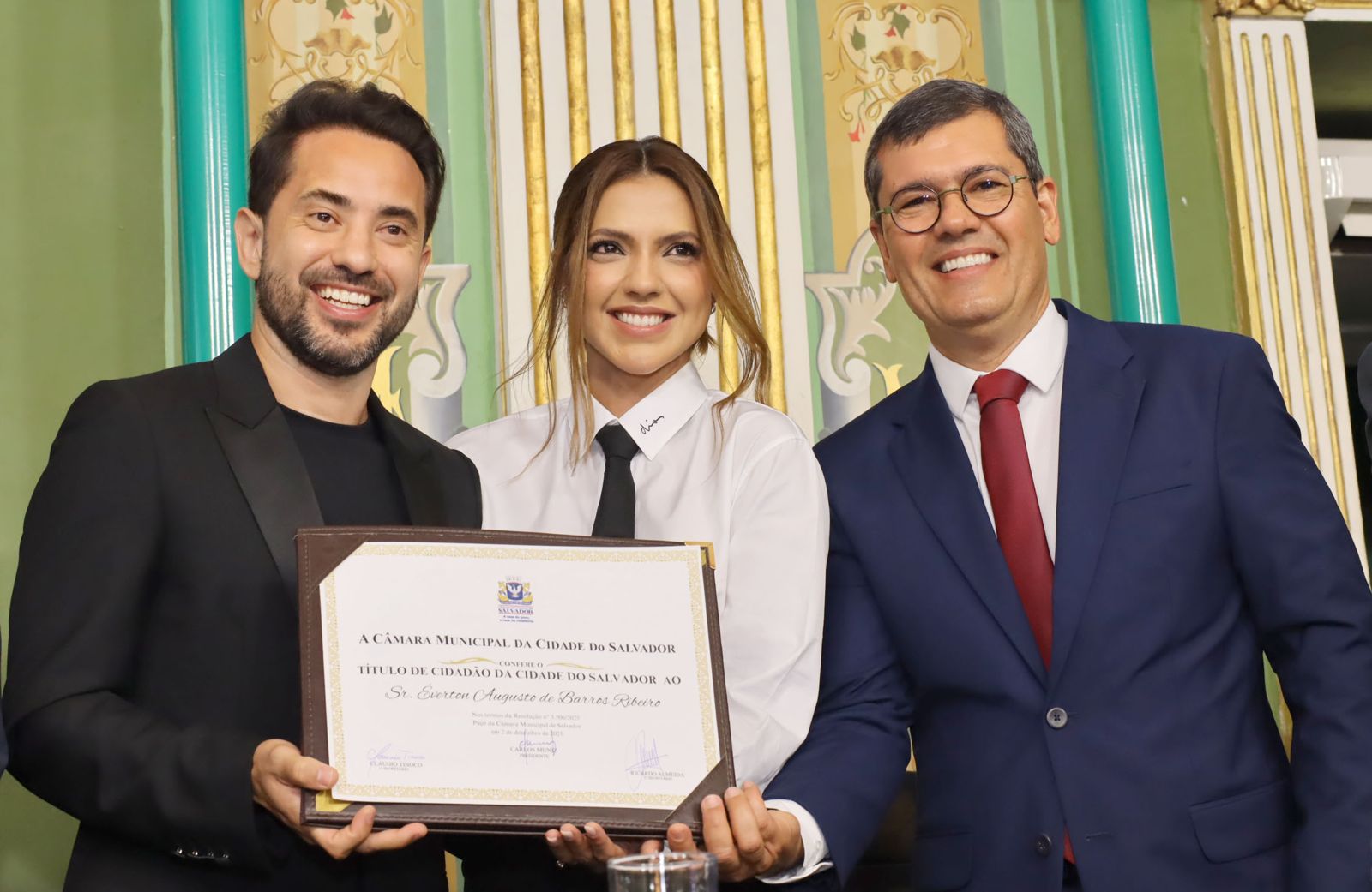 Everton Ribeiro, do Bahia, recebe título de Cidadão Soteropolitano: ‘Orgulho de fazer parte dessa história’