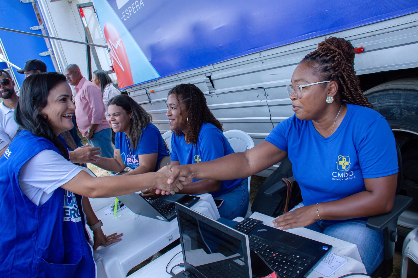 Débora participa da abertura da 6a edição do Lauro Fila Zero no Quingoma