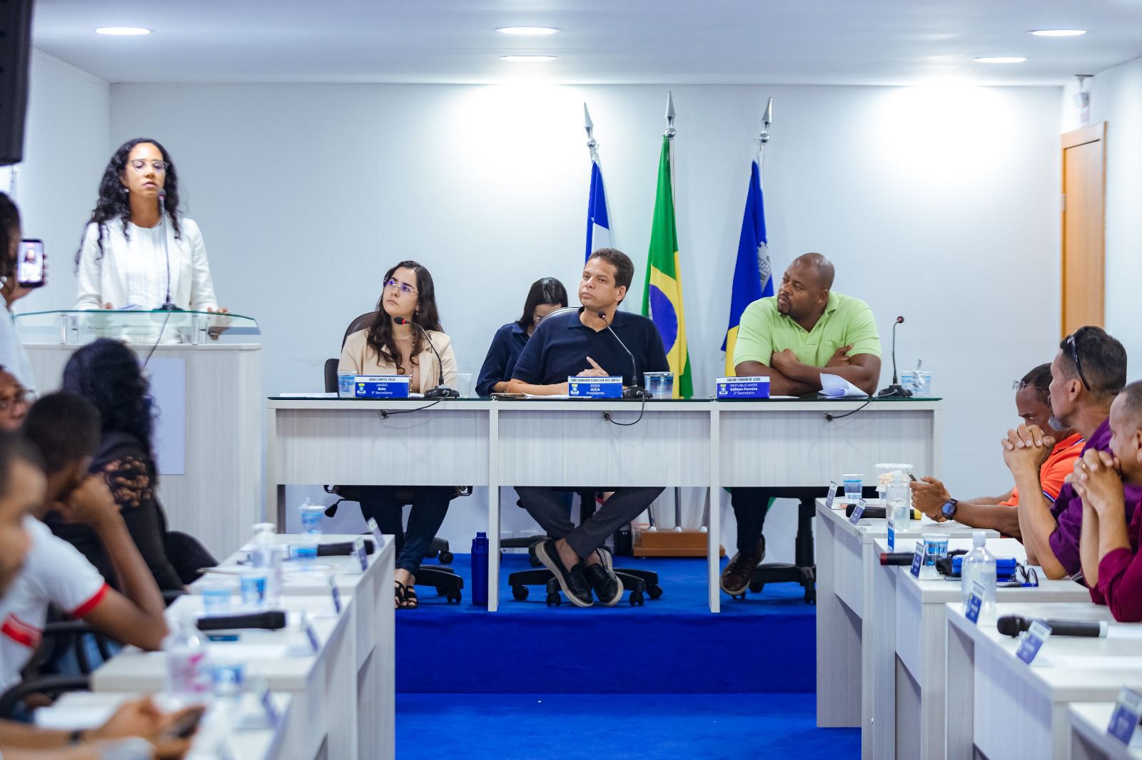 Audiência pública discute prorrogação do Plano Municipal de Educação em Lauro de Freitas