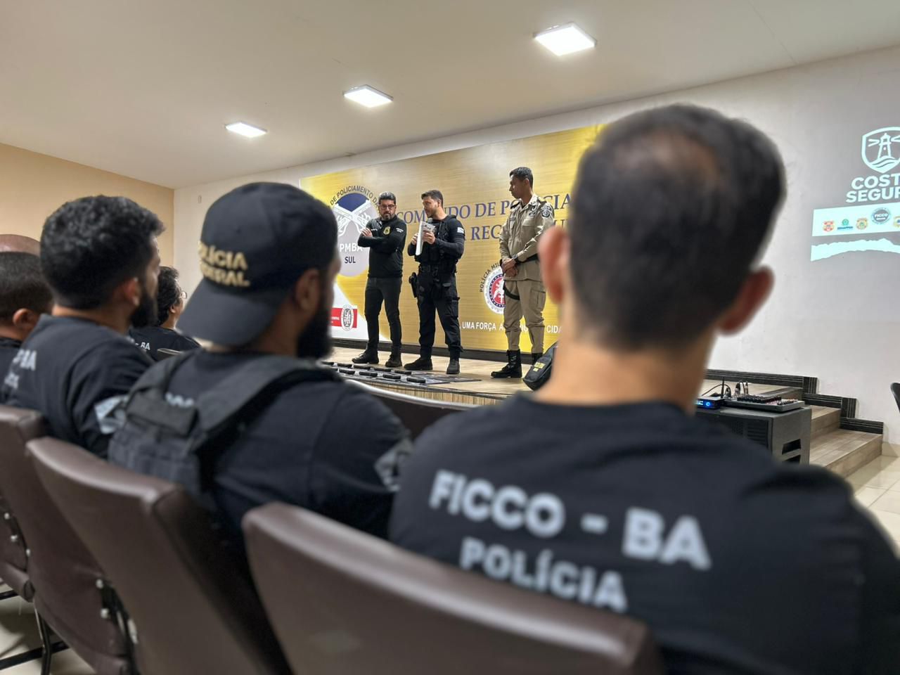 Operação Costa Segura prende 26 integrantes de uma facção nas primeiras horas desta segunda